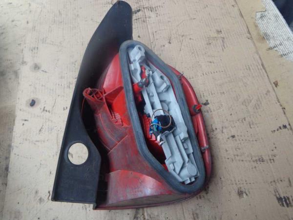 FEU ARRIERE GAUCHE RENAULT - Vue 2